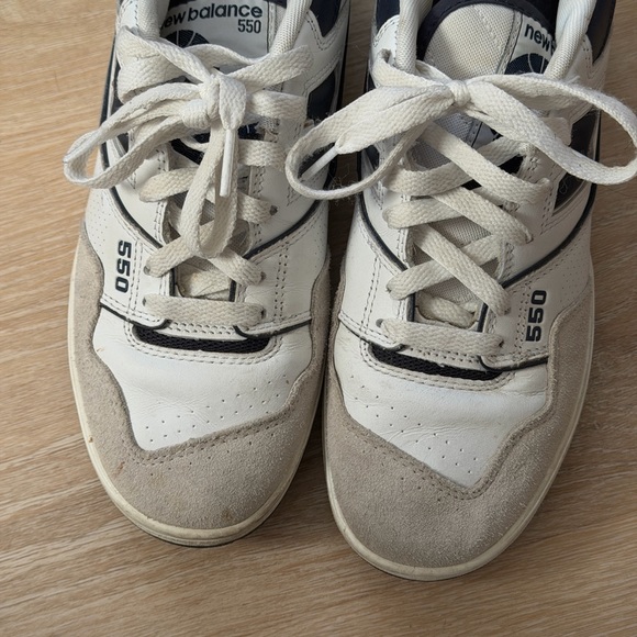 New Balance 550 Cream and Navy Sneakers - Picture 2 of 4